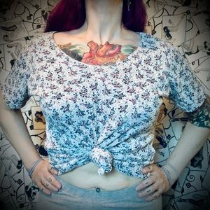 Vintage 90s Floral T-shirt